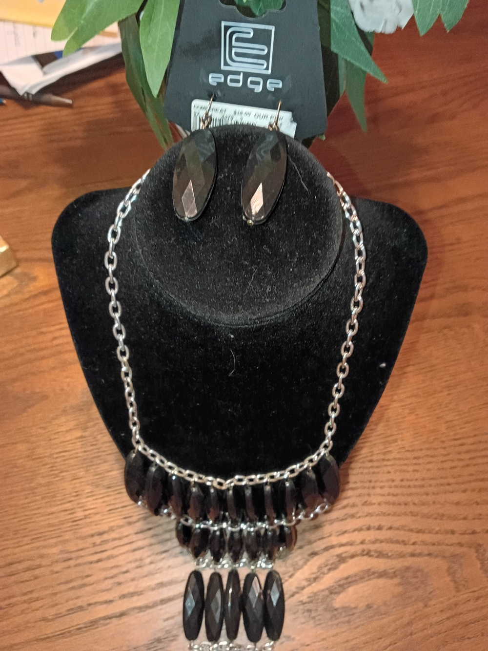 edge Black Faceted Teardrop Statement Necklace with Matching Earrings